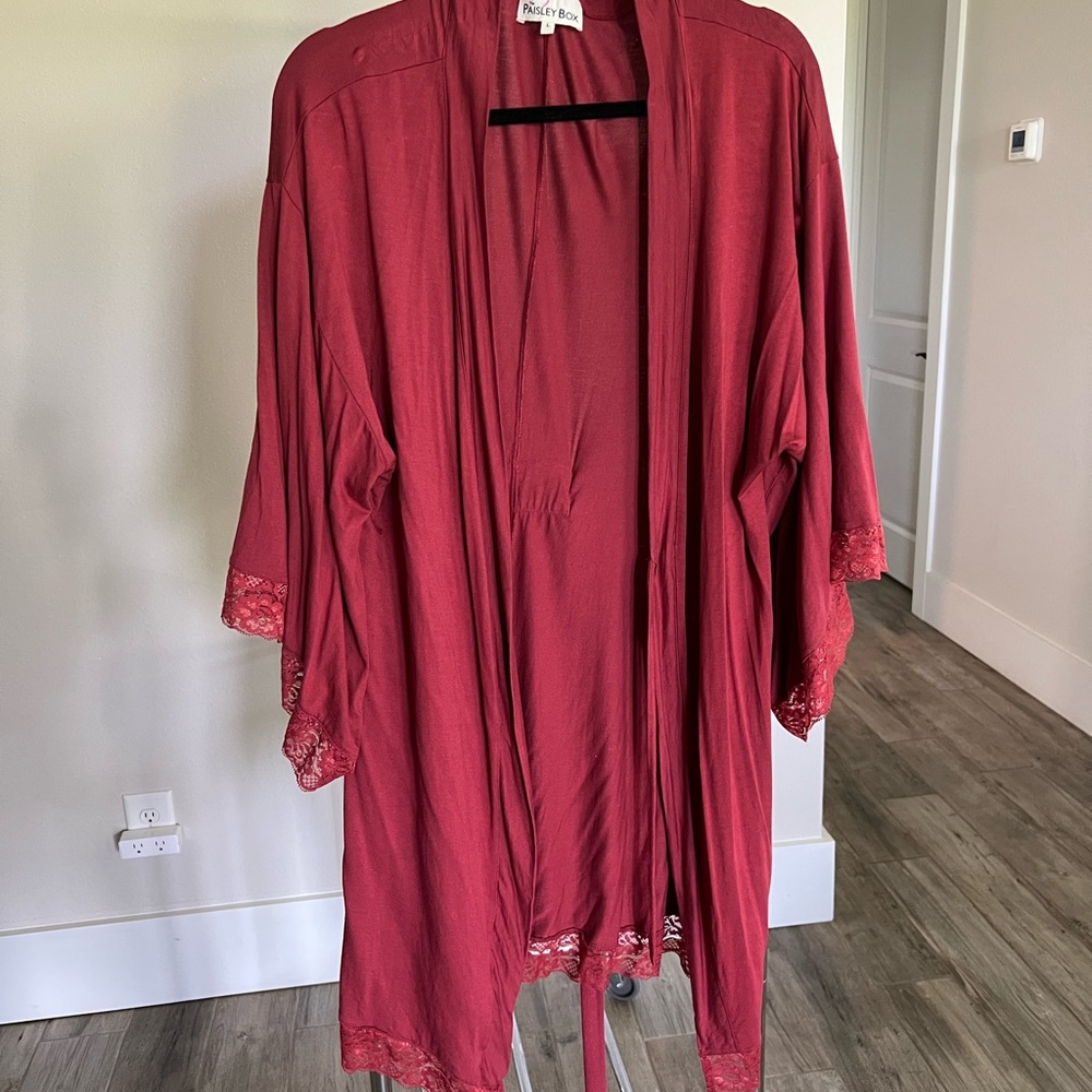 Women's Deep Red Lace Trim Robe
